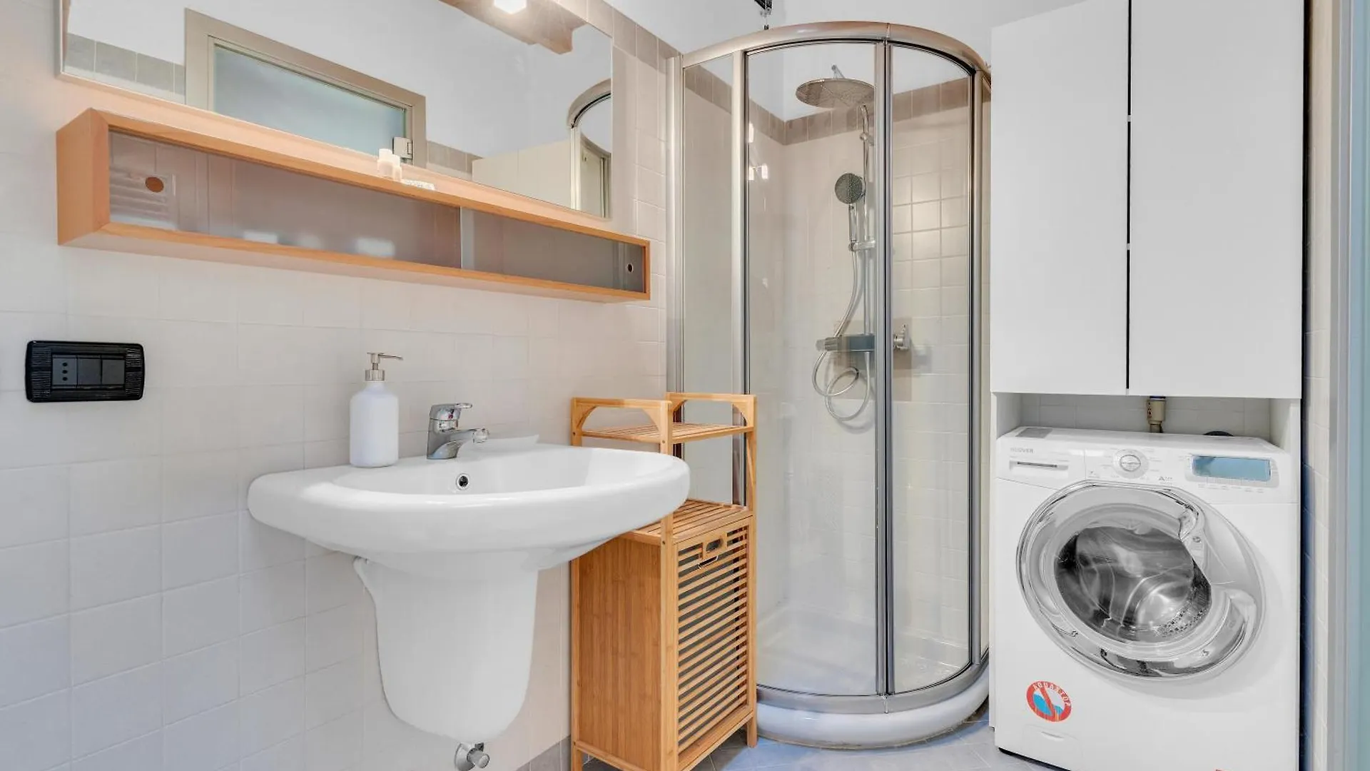 Appartement Shiba Loft In The Heart Of Desenzano à Desenzano del Garda 0*,